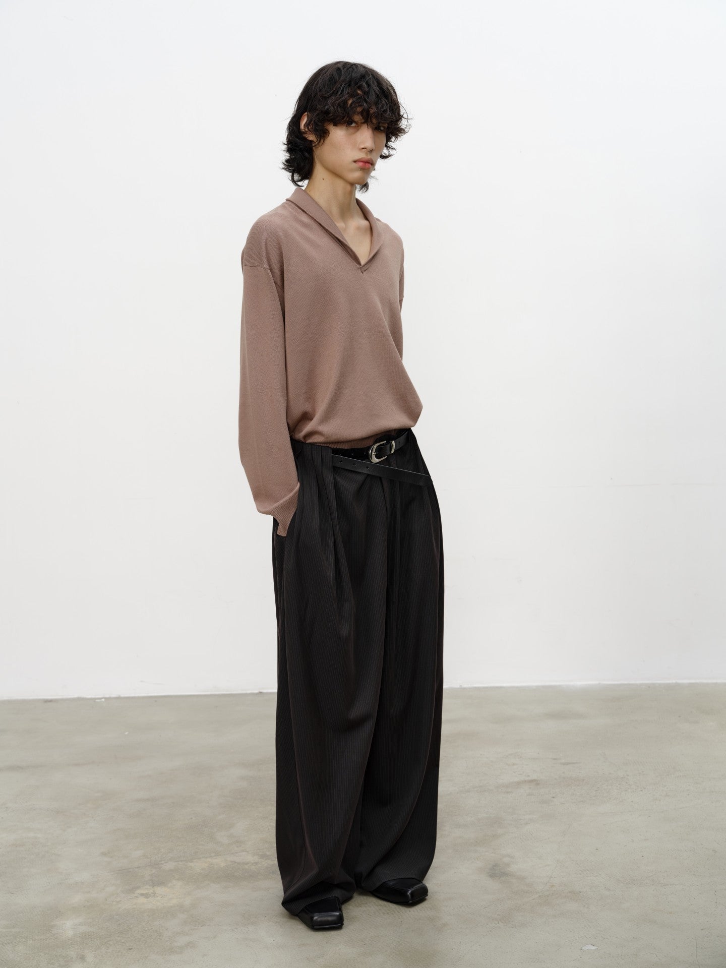 JCAESAR Seagull Collar Sweater - jcaesarclo