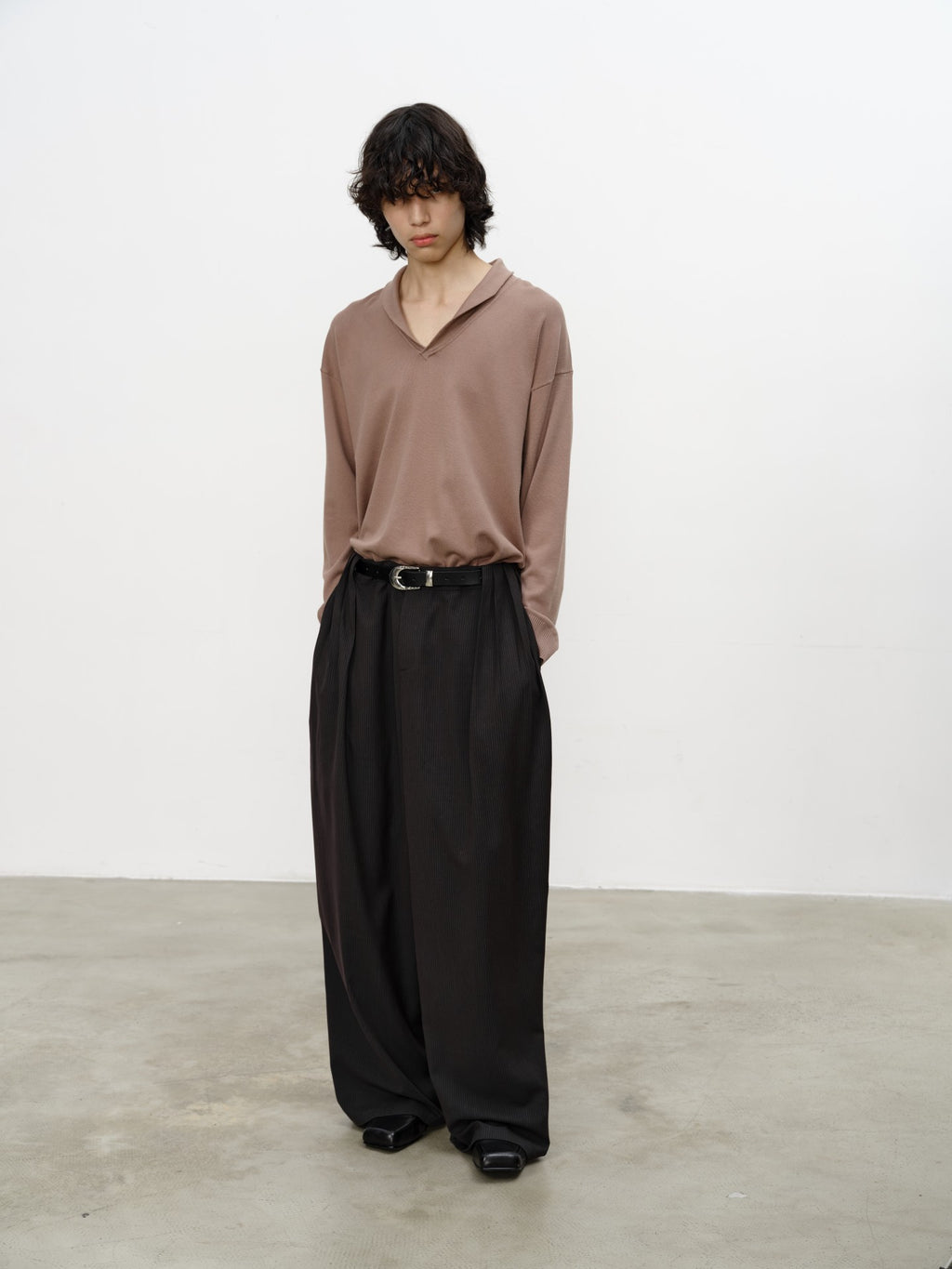 JCAESAR Seagull Collar Sweater - jcaesarclo